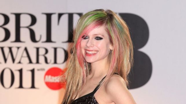 Avril Lavigne To Be Honoured With Star On Hollywood Walk Of Fame