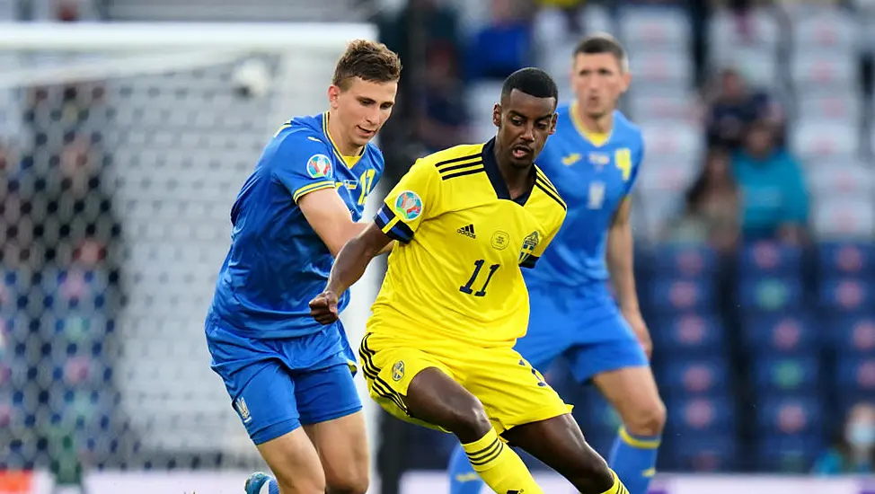 Eddie Howe Backs Alexander Isak To Add ‘X-Factor’ After Securing Newcastle Move