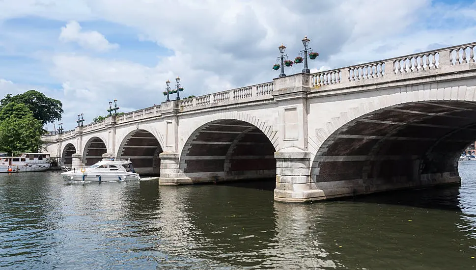 Man In 20S Dies After Falling Into Thames While Being Arrested By Police