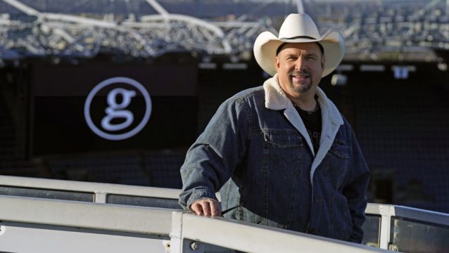One-Off Stage Being Built For Garth Brooks Five-Day Concert ‘Extravaganza’