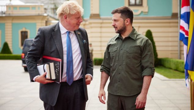 Johnson And Zelenskiy To Stay In ‘Close Touch’ As Friends
