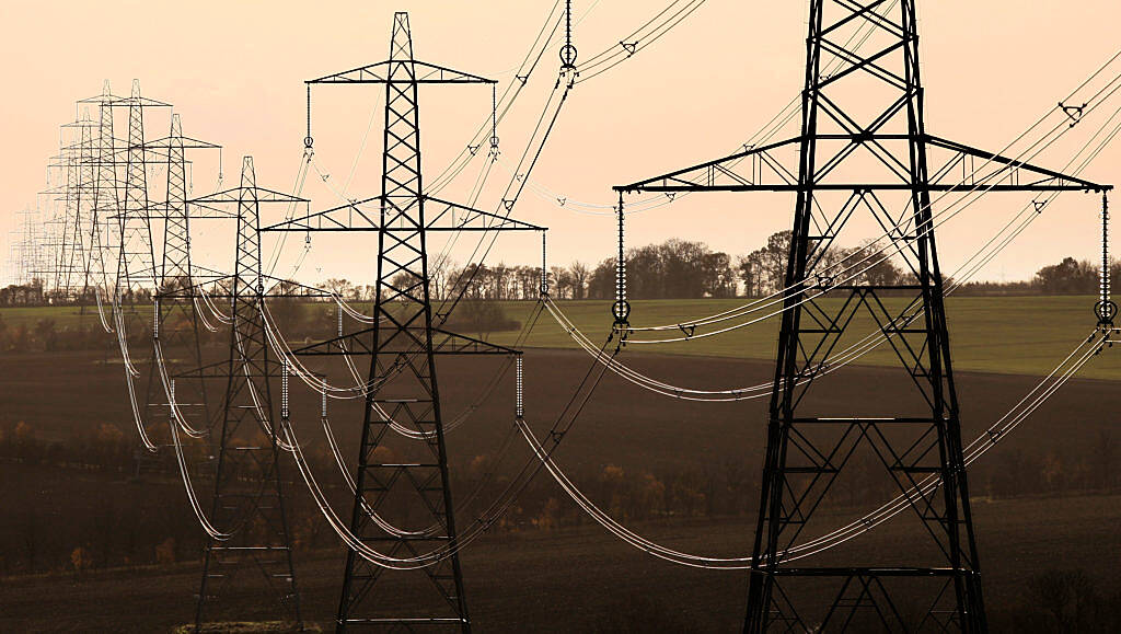 Wholesale electricity prices down 70% compared to last year