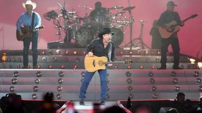 Garth Brooks Thrills Fans At Long-Awaited Dublin Concert