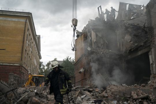 Night-Time Rocket Strikes Spread Fear In East Ukrainian City