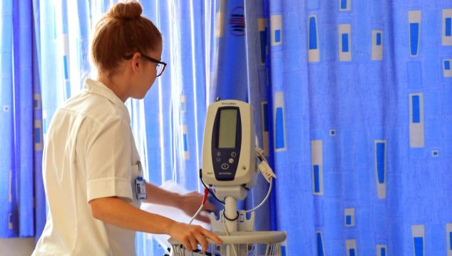 Hundreds Of Thousands Of Uk Healthcare Workers Balloted For Strikes