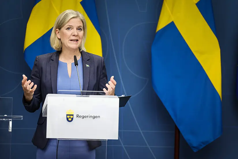 Swedish Pm Formally Resigns After Right-Wing Bloc Wins Vote