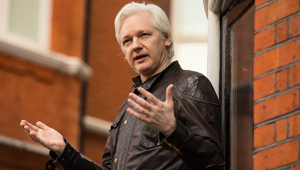 Wikileaks Founder Julian Assange Awarded ‘Keys To Mexico City’