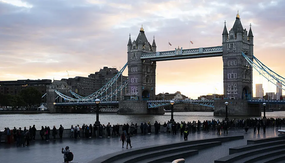 Miles-Long Queue To See Queen's Coffin Paused As Capacity Reached