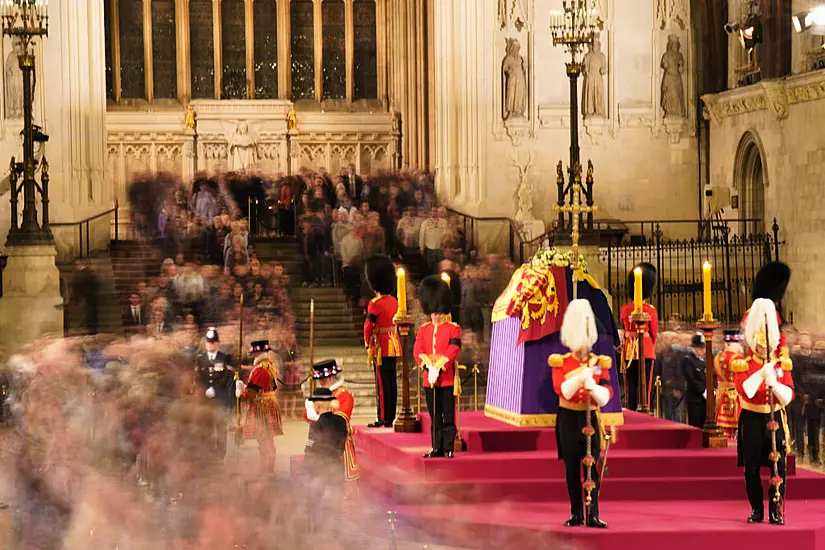 Man Arrested After Approaching The Coffin Of Britain's Queen Elizabeth