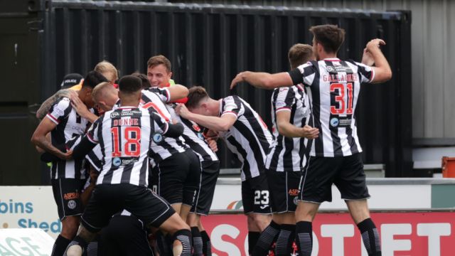 St Mirren Stun Champions Celtic With Shock Victory Over League Leaders