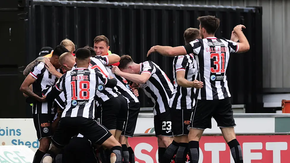 St Mirren Stun Champions Celtic With Shock Victory Over League Leaders