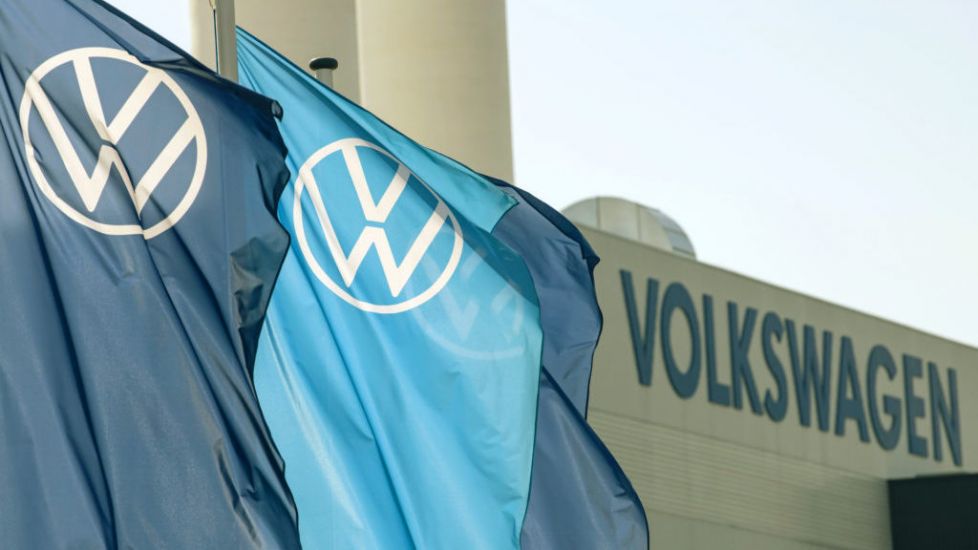 Volkswagen Sets Porsche Ipo At Up To €9.4 Billion