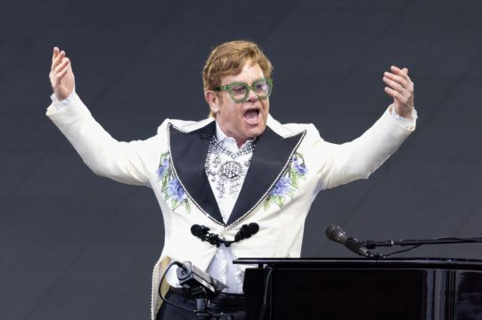 Elton John To Perform At The White House On Friday