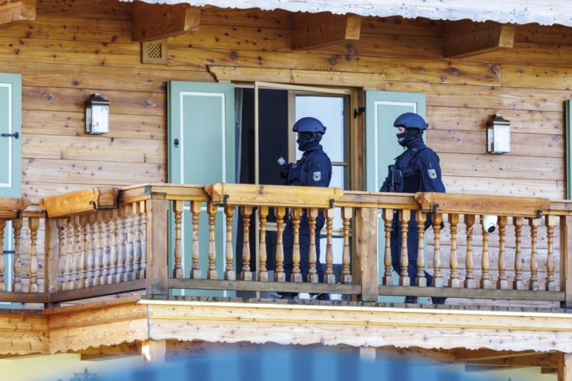 German Police Raid Properties Linked To Putin Ally Usmanov