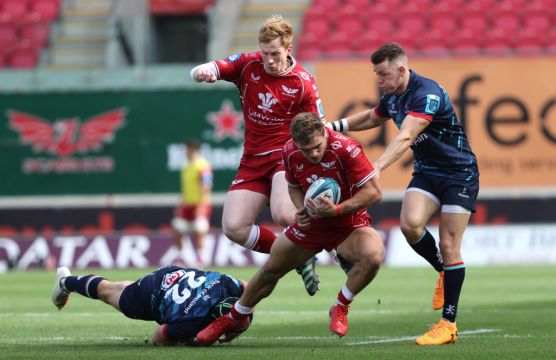 Seven-Up Ulster See Off Scarlets In Thriller