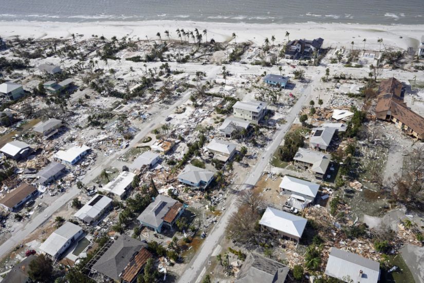 Many Trapped In Florida As Ian Heads Toward South Carolina