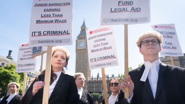 Barristers In England And Wales To Vote Next Week On Whether To End Strike Action