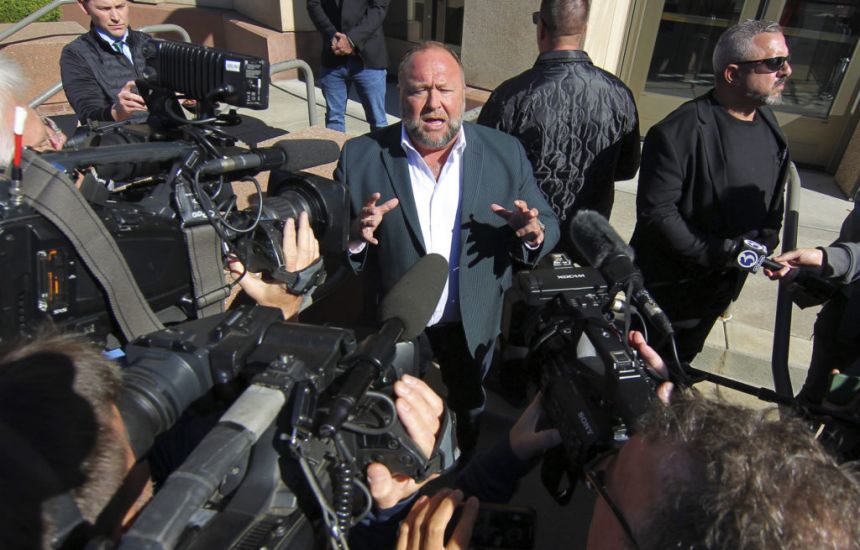 Closing Arguments Held In Alex Jones’ Sandy Hook Trial