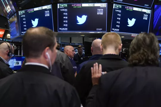 Musk Lawyers Say Twitter Refusing New 44 Billion Dollar Bid For Company