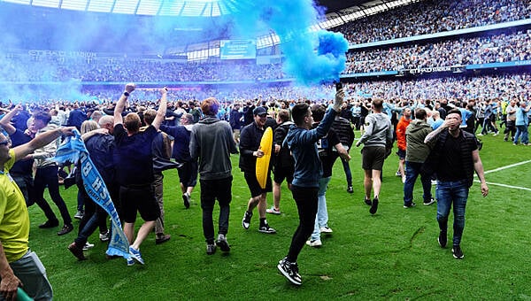 Carlow Nationalist — Manchester City Fined Over Pitch Invasion To ...