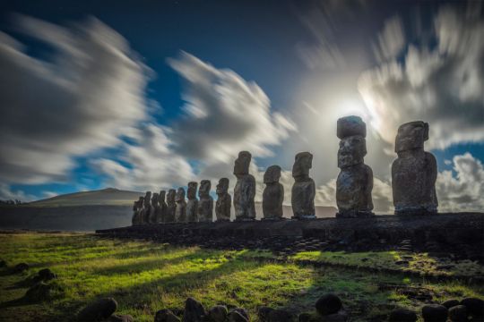 Fire Damages Easter Island Statues