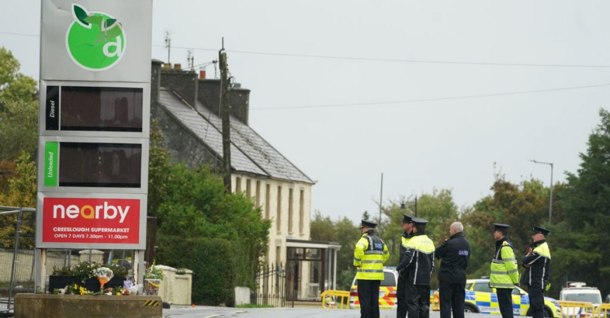 Двама мъже, арестувани във връзка с експлозията в Creeslough, бяха освободени без обвинение