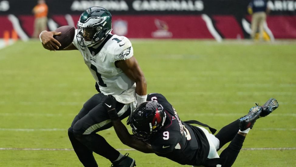 Philadelphia Eagles Remain Undefeated With 20-17 Victory Over Arizona Cardinals