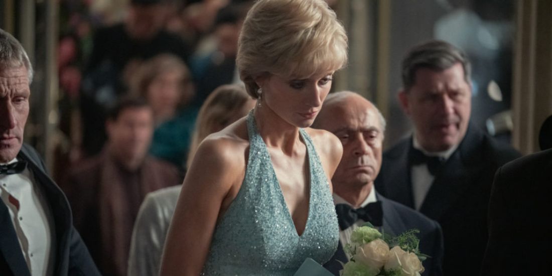 New Glimpse Of The Crown Shows Elizabeth Debicki As A Convincing Diana