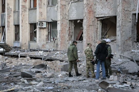 Rockets Strike Mayor’s Office In Separatist Donetsk