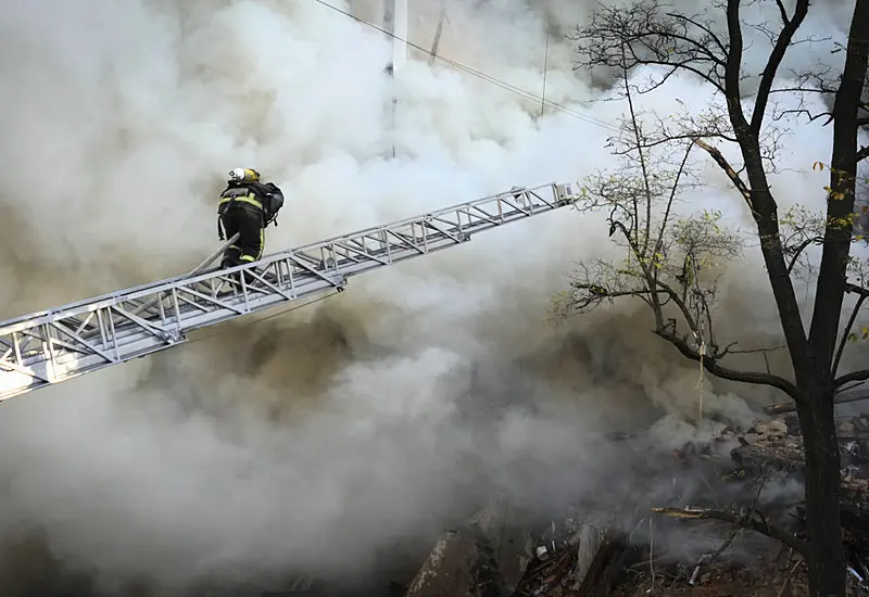 Central Kyiv Rocked By Explosions As Russia Continues Strikes Across Ukraine