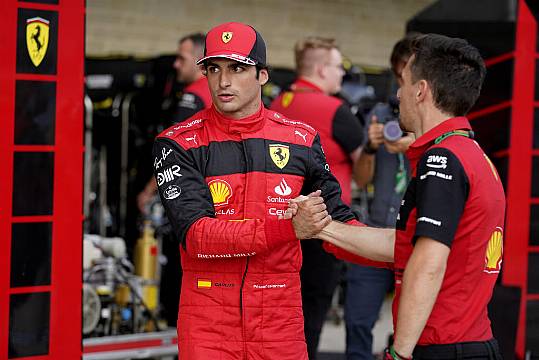 Sainz Claims Pole In United States After Edging Team-Mate Leclerc