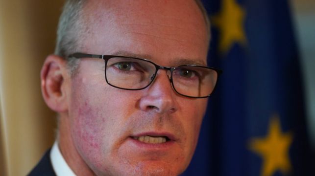 Simon Coveney Admits Lack Of State Refugee Accommodation ‘Not Acceptable’