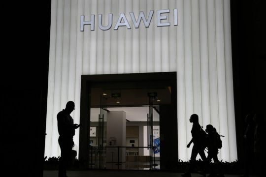 Chinese Officers Charged In Plot To Obstruct Us Huawei Probe