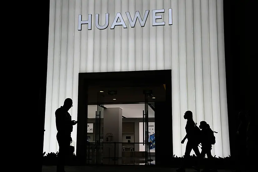 Chinese Officers Charged In Plot To Obstruct Us Huawei Probe