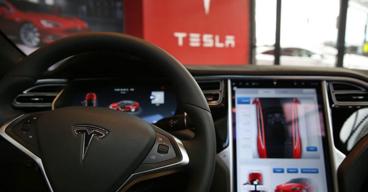 Tesla baisse les prix de ses voitures en Irlande