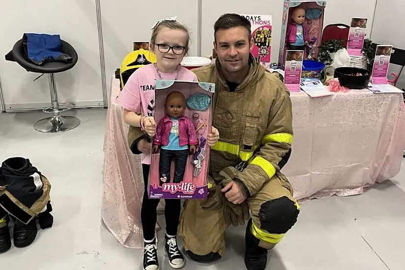 Firefighter Will Run Dublin Marathon In Full Gear For Children's Cancer Charity