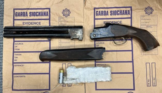 Gardaí Find Sawn-Off Shotgun And Ammunition In Rucksack