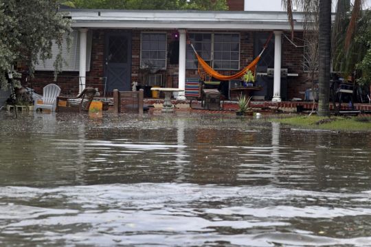 Homes Evacuated As Tropical Storm Nicole Batters Florida