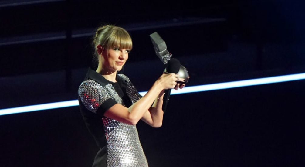 Taylor Swift Triumphs At 2022 Mtv Europe Music Awards As She Claims Top Gongs