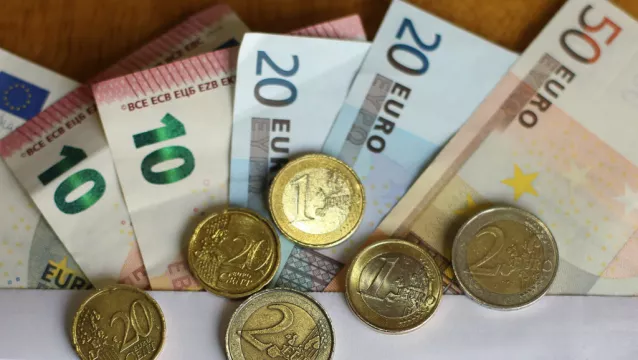 Calls For Tax-Free Allowances On Tips As New Gratuities Legislation Comes Into Force