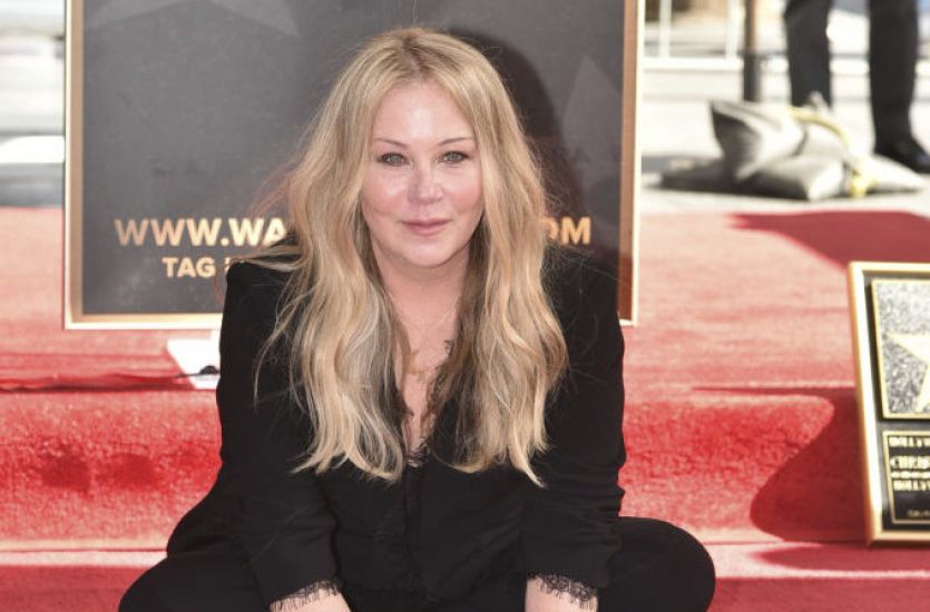 Christina Applegate Makes First Public Appearance Since Revealing Ms Diagnosis