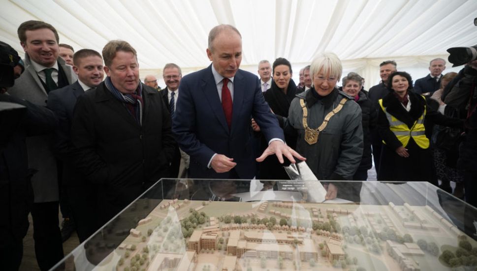 Government To ‘Further Expedite’ Delivery Of Houses, Minister Says
