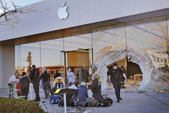 One Dead And 16 Hurt As Car Crashes Into Front Of Apple Store