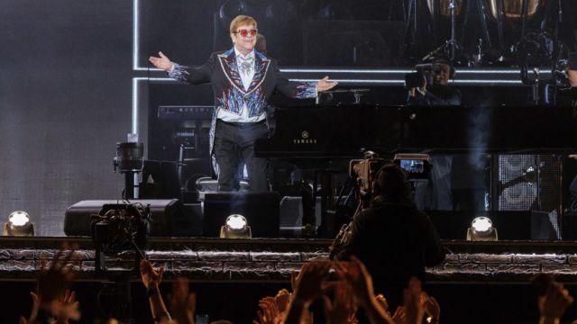 Elton John Thanked For ‘The Performance Of A Lifetime’ After Final Us Show