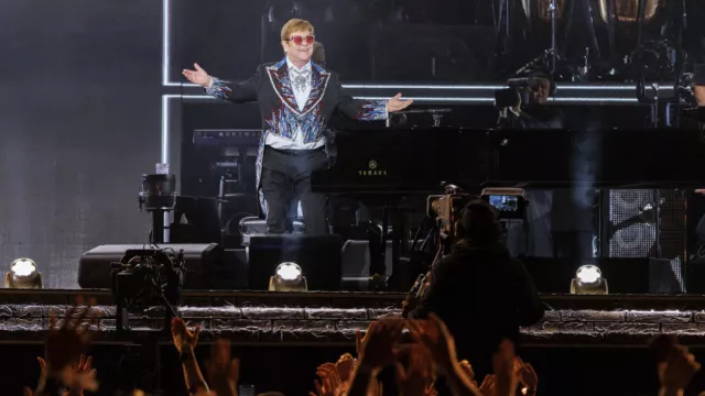 Elton John Thanked For ‘The Performance Of A Lifetime’ After Final Us Show
