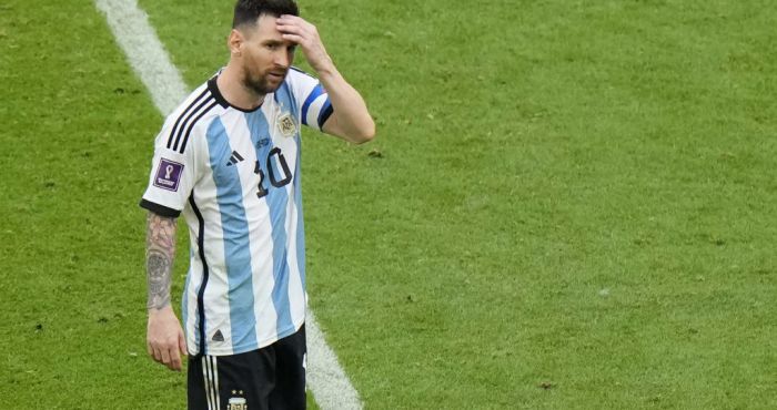 Saudi Arabia Stuns Messi and Argentina in World Cup's First Shock - The New  York Times