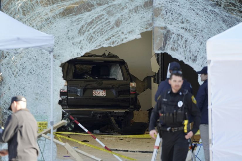 Man Charged With Reckless Homicide Over Apple Store Crash