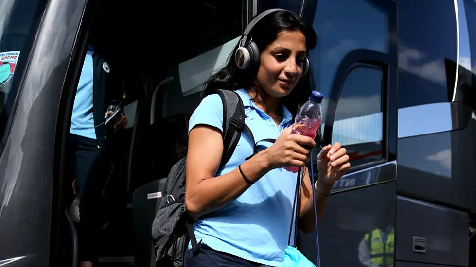 Itv Pundit Nadia Nadim Leaves Broadcast After Mother Killed In Road Crash