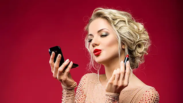 Stunning Party Season Make-Up Looks On A Budget