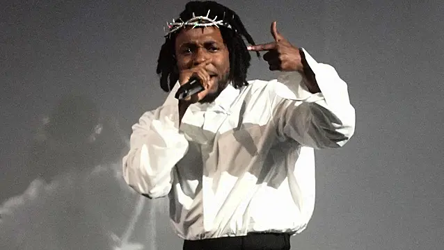 Kendrick Lamar Wins Bbc Radio 6 Music’s Album Of The Year